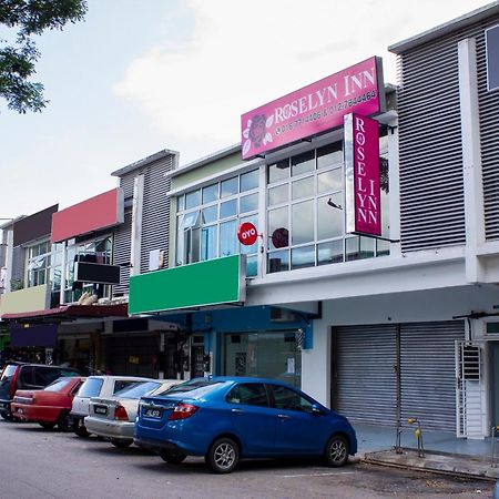 Oyo 90090 Roselyn Inn 2 Pasir Gudang Eksteriør billede
