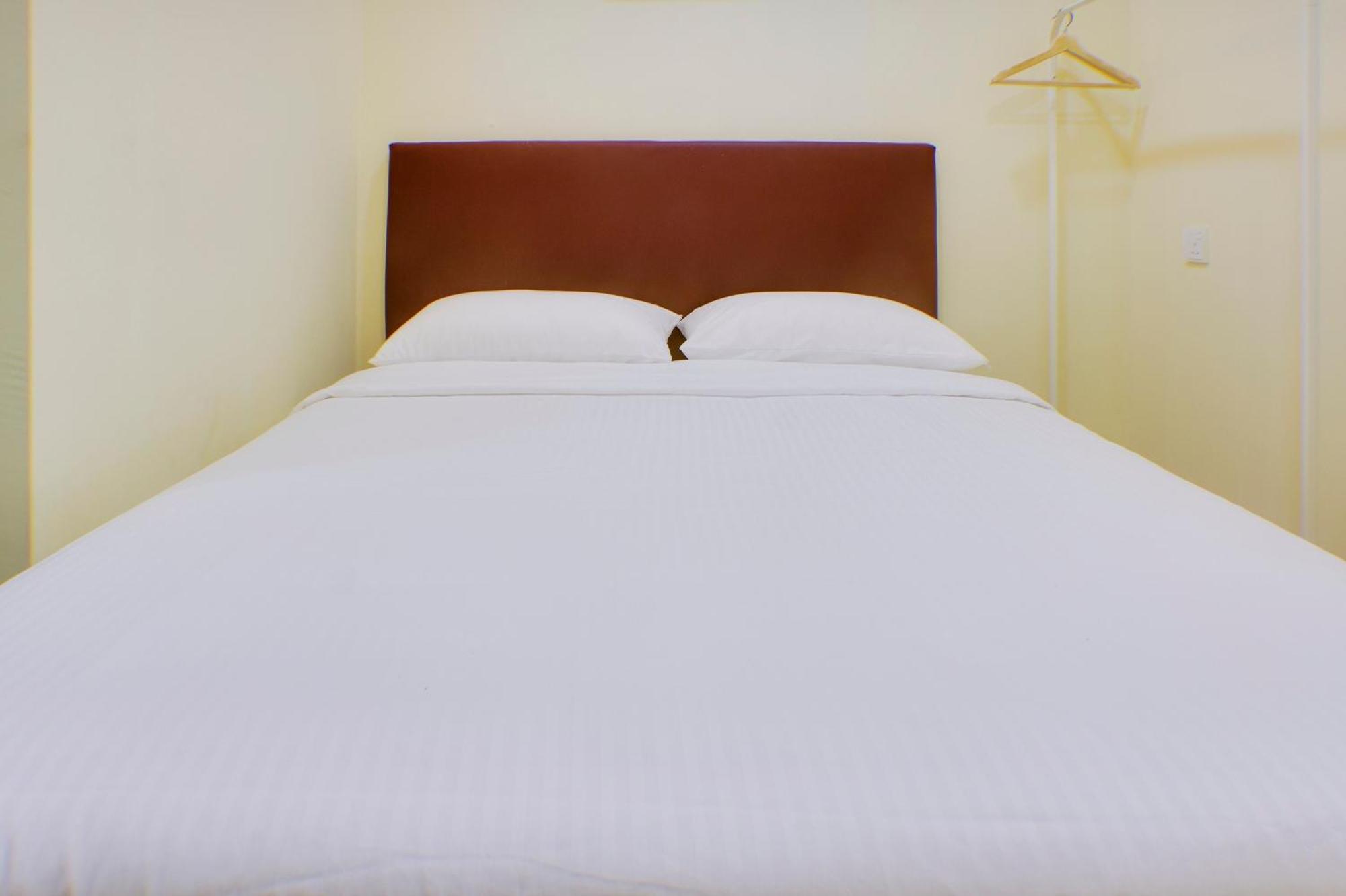 Oyo 90090 Roselyn Inn 2 Pasir Gudang Eksteriør billede